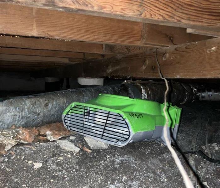 Air Mover Crawlspace